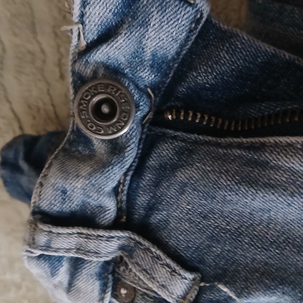 Distressed Light Blue Jeans - Picture 6 of 10